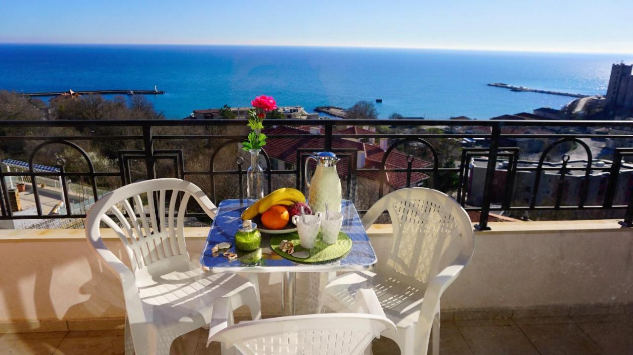 Апартаменти Свети Георги - Saint George Apartments Kavarna Kültér fotó