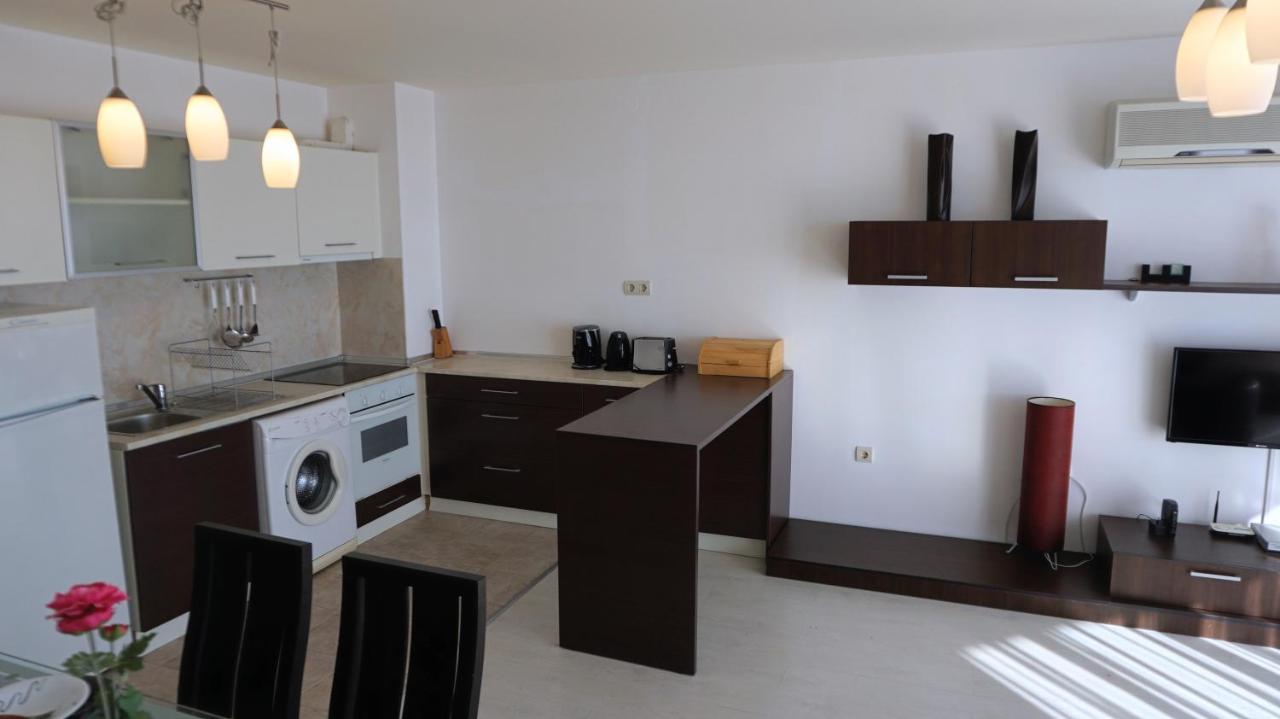 Апартаменти Свети Георги - Saint George Apartments Kavarna Kültér fotó