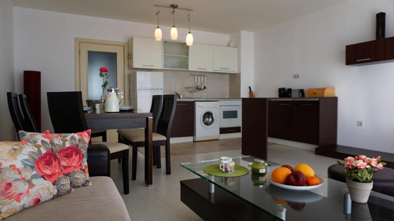 Апартаменти Свети Георги - Saint George Apartments Kavarna Kültér fotó