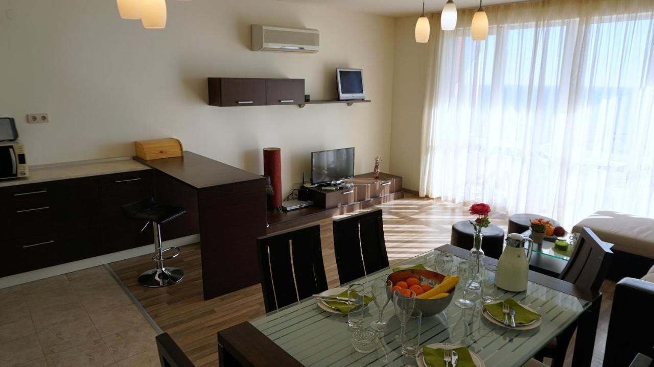 Апартаменти Свети Георги - Saint George Apartments Kavarna Kültér fotó