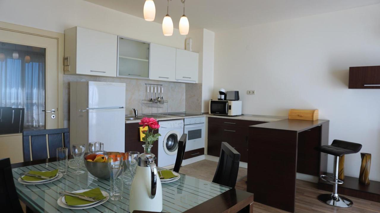 Апартаменти Свети Георги - Saint George Apartments Kavarna Kültér fotó