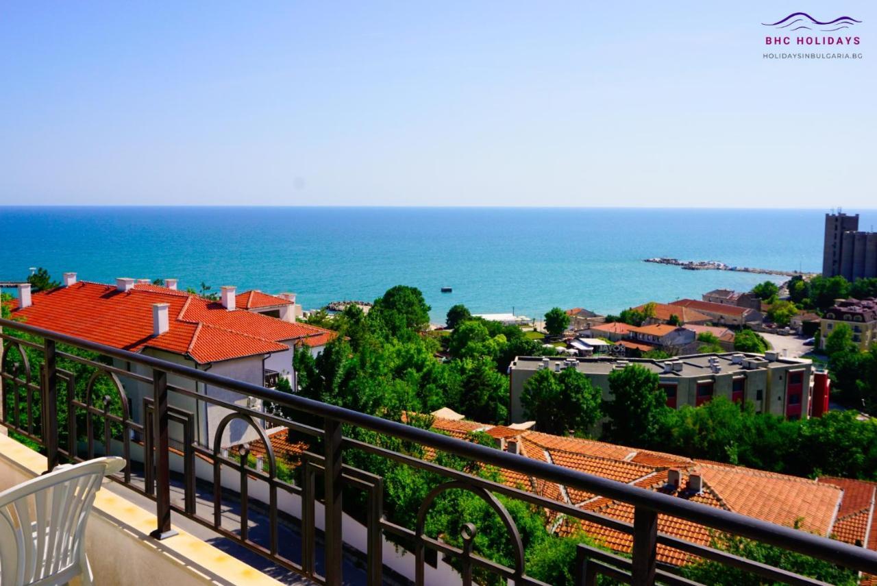 Апартаменти Свети Георги - Saint George Apartments Kavarna Kültér fotó