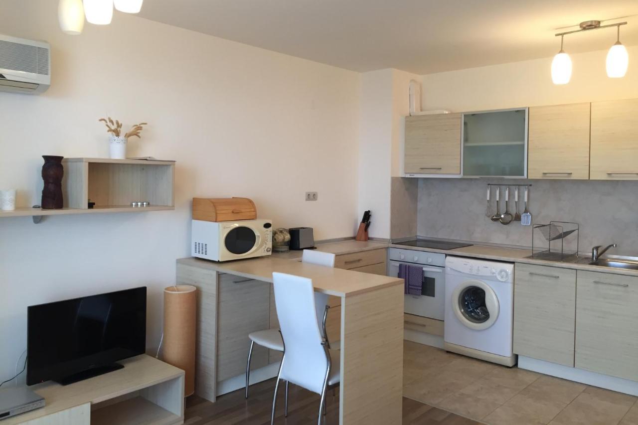 Апартаменти Свети Георги - Saint George Apartments Kavarna Kültér fotó