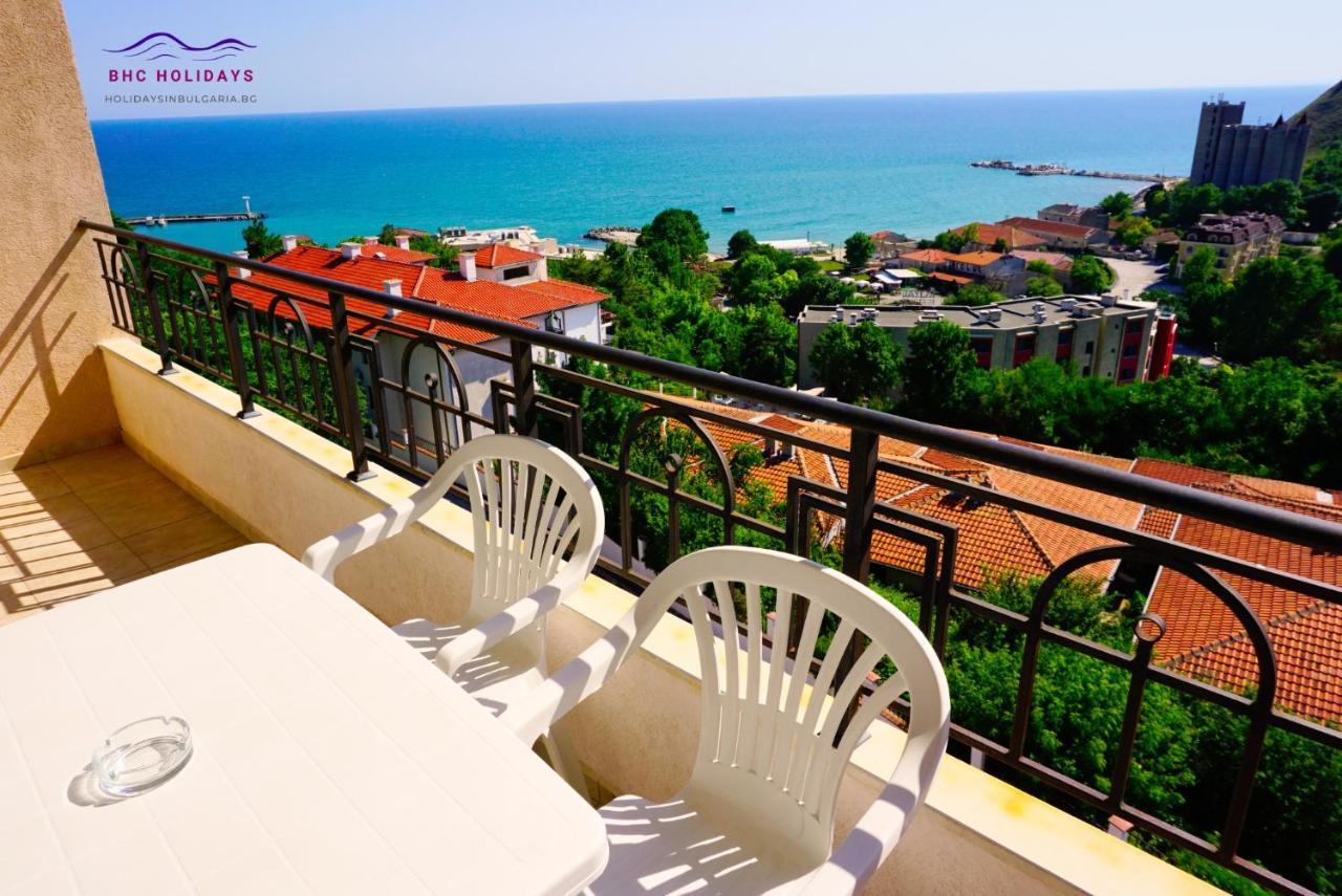 Апартаменти Свети Георги - Saint George Apartments Kavarna Kültér fotó